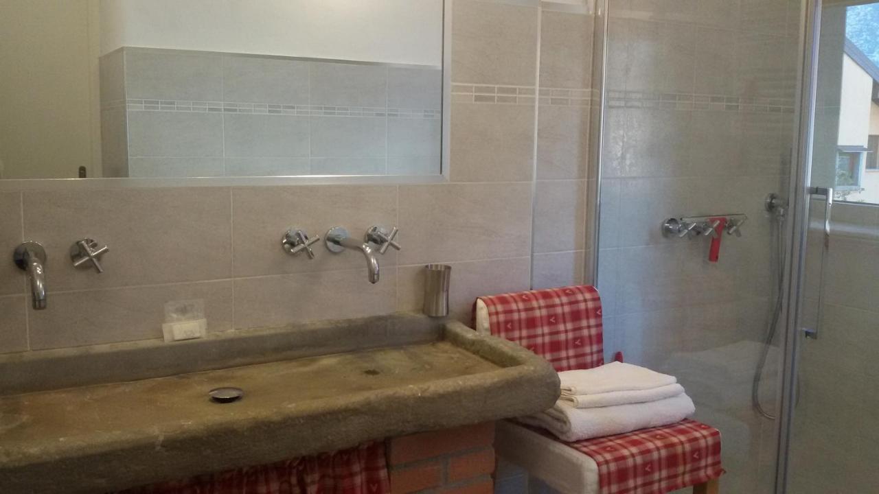 Catif Ladru Bed & Breakfast Cerveno Ngoại thất bức ảnh