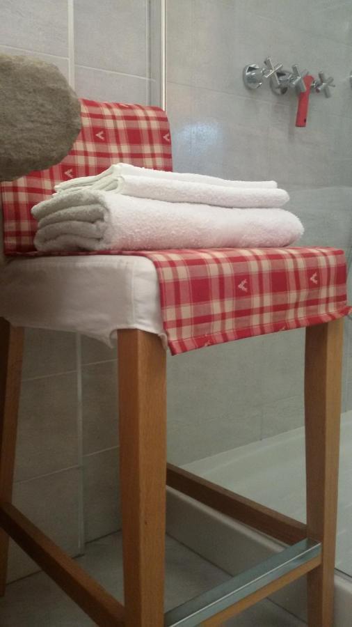 Catif Ladru Bed & Breakfast Cerveno Ngoại thất bức ảnh